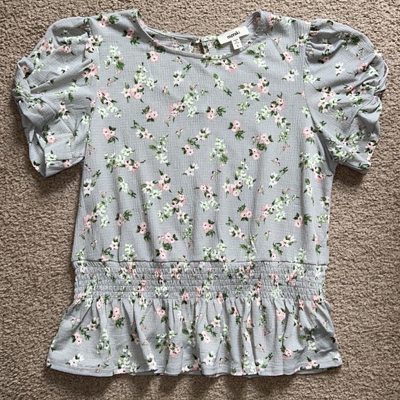 meraki Tops - Meraki grey floral top
